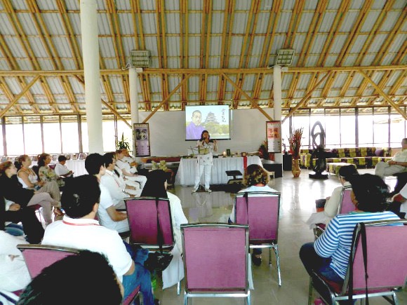 Cursos, Terapias, Digitopuntura,
Auriculoterapia, Masaje Medicinal Tailandes, Masaje Energetico Tuina,
Terapia Con Piedras Volcánicas,
Terapia Con Cuencos Tibetanos,
Qi Gong, Reiki